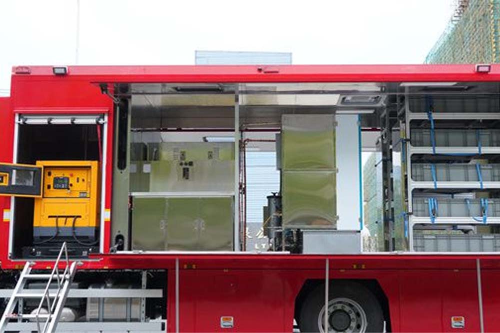 重汽被服洗滌車(chē)圖片4