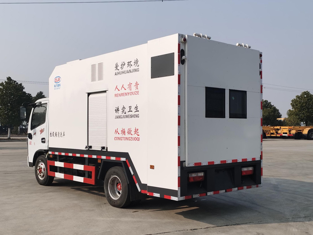 東風(fēng)多利卡5方垃圾桶清洗車圖片5